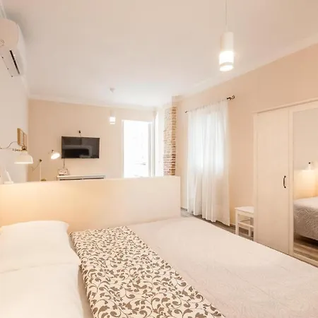 Apartment Karuzz 2 *